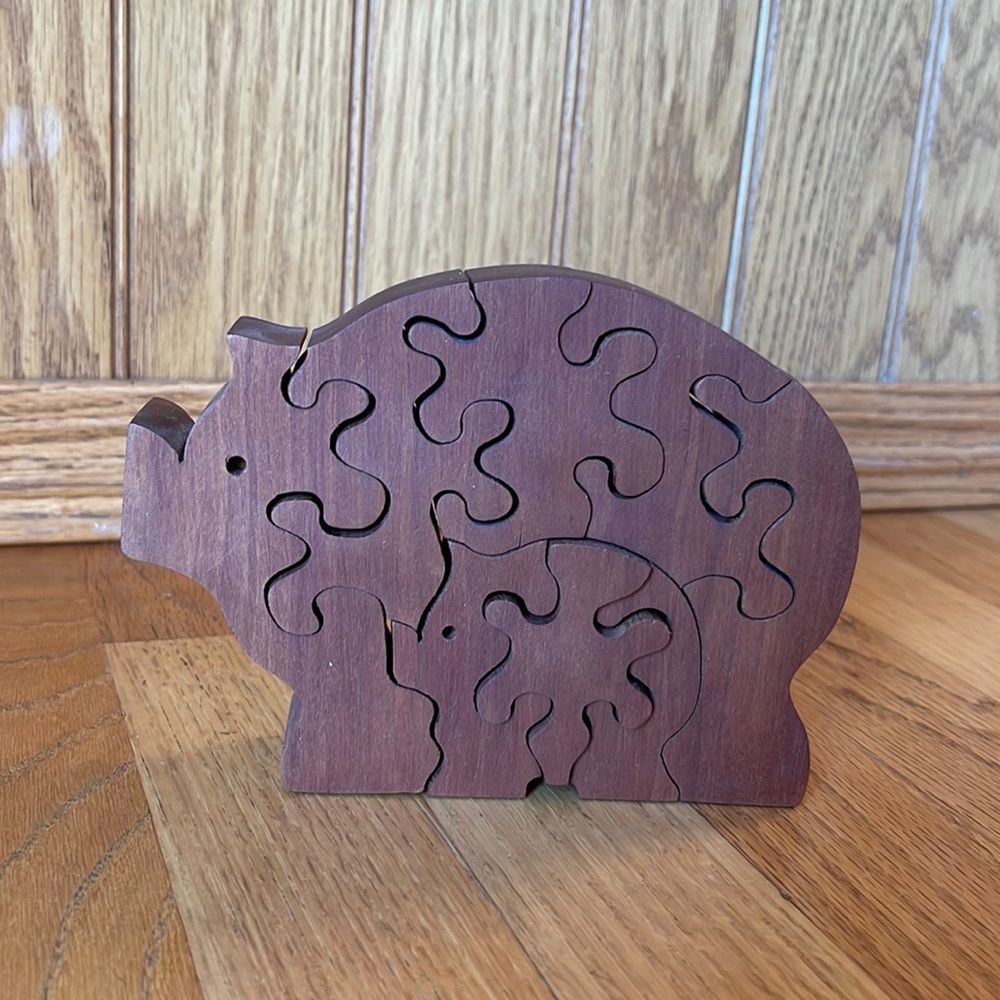 Wood pig puzzle